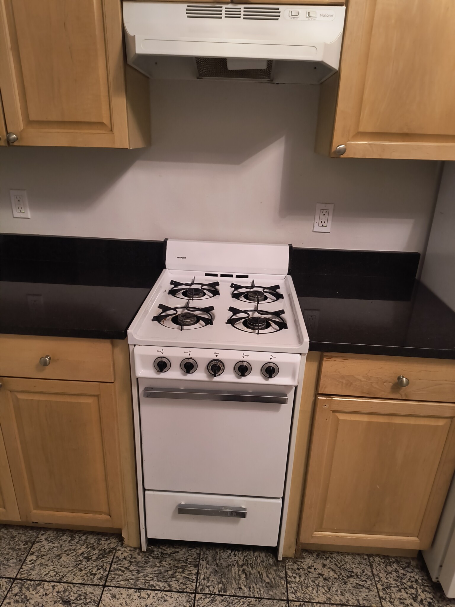 1 bed, 1 bath apartment for rent at 220 Hanover St Unit 26, North End — photo 12 of 38