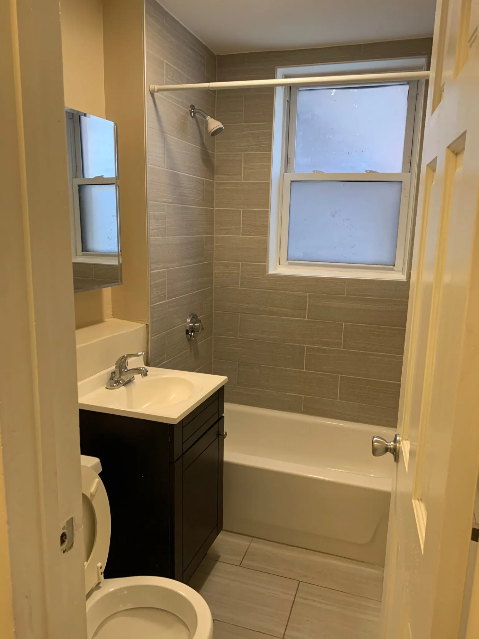 2 bed, 1 bath apartment for rent at 220 Hanover St Unit 3, North End — photo 32 of 49