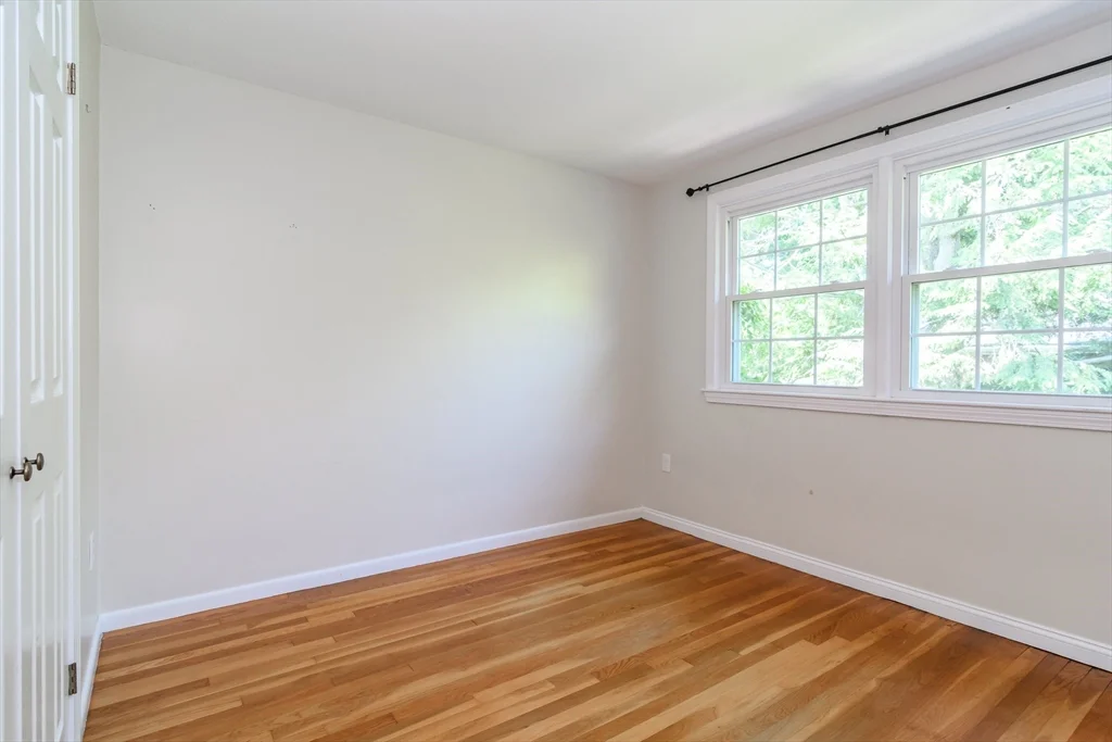 3 bed, 2 bath apartment for rent at 220 Kent St Unit 220, Coolidge Corner — photo 10 of 20