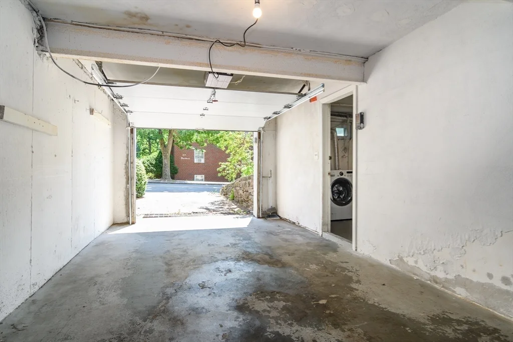 3 bed, 2 bath apartment for rent at 220 Kent St Unit 220, Coolidge Corner — photo 20 of 21
