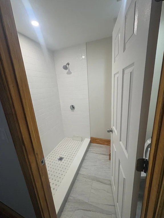 4 bed, 2 bath apartment for rent at 220 Magnolia St Unit 1, Dorchester — photo 5 of 9