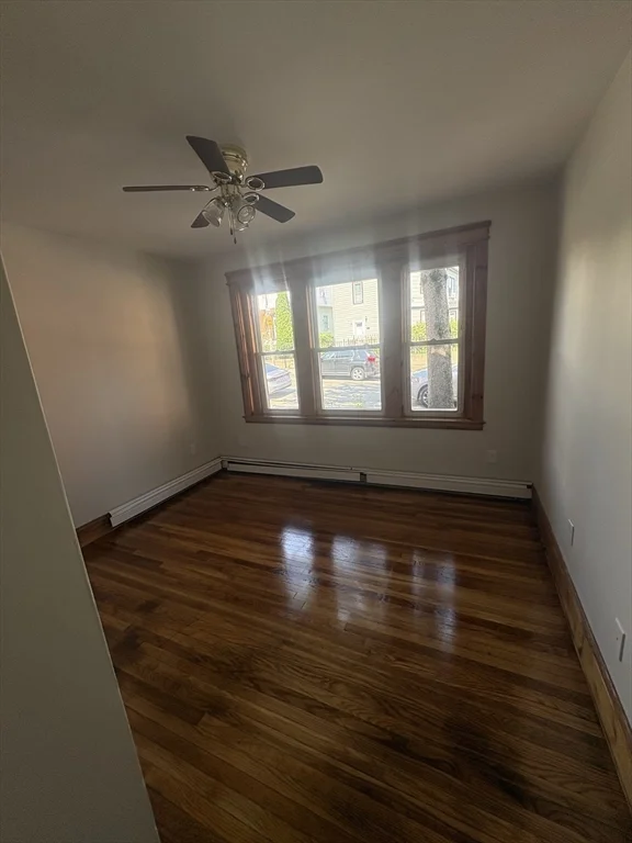 4 bed, 2 bath apartment for rent at 220 Magnolia St Unit 1, Dorchester — photo 2 of 9
