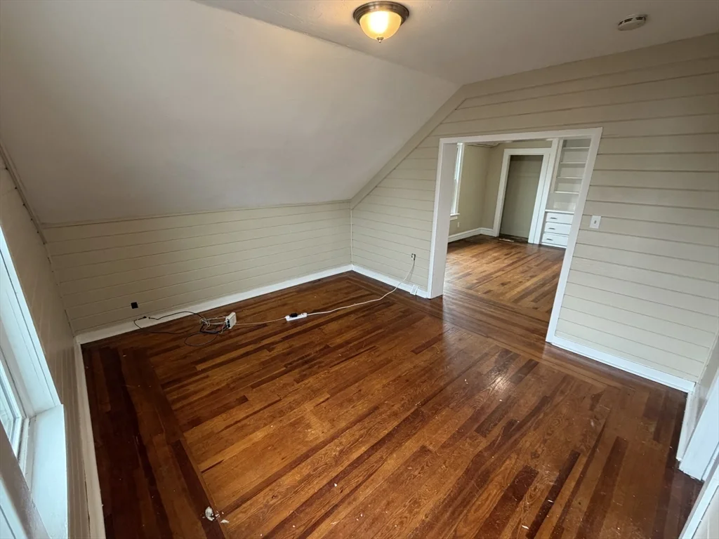 3 bed, 1 bath apartment for rent at 220 Osborn St Unit 3, Fall River — photo 10 of 24