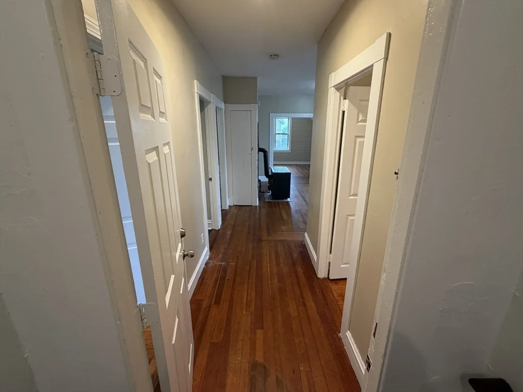 3 bed, 1 bath apartment for rent at 220 Osborn St Unit 3, Fall River — photo 4 of 24