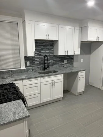 3 bed, 2 bath apartment for rent at 220 Pearl St Unit 2, Winter Hill — photo 10 of 10