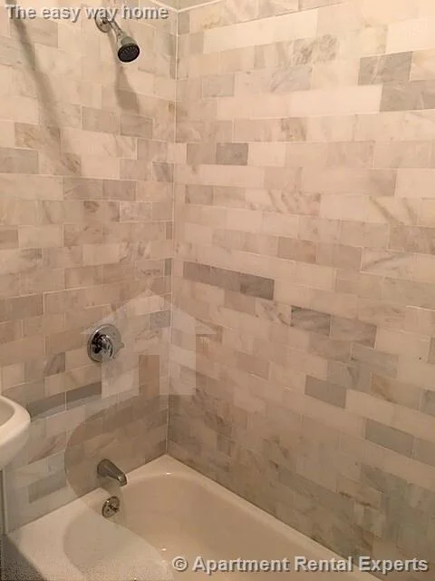 4 bed, 1 bath apartment for rent at 220 Prospect St Unit 2, Central Square — photo 7 of 11