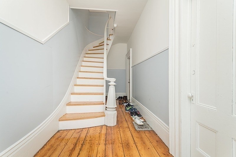 4 bed, 1 bath apartment for rent at 220 Prospect St Unit 3, Central Square — photo 2 of 14