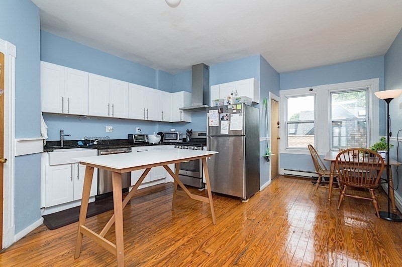 4 bed, 1 bath apartment for rent at 220 Prospect St Unit 3, Central Square — photo 6 of 14