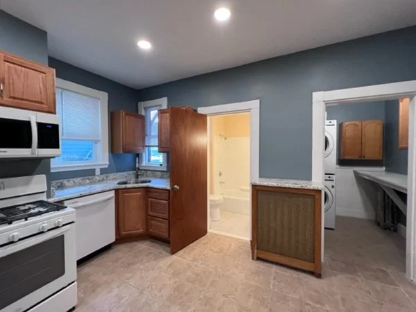 2 bed, 2 bath apartment for rent at 220 School St Unit 1, Winter Hill — photo 13 of 23