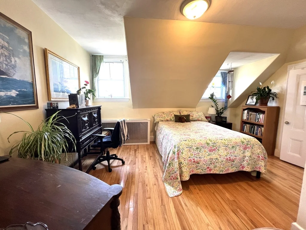 2 bed, 1 bath apartment for rent at 220 School St Unit 3, Winter Hill — photo 5 of 19