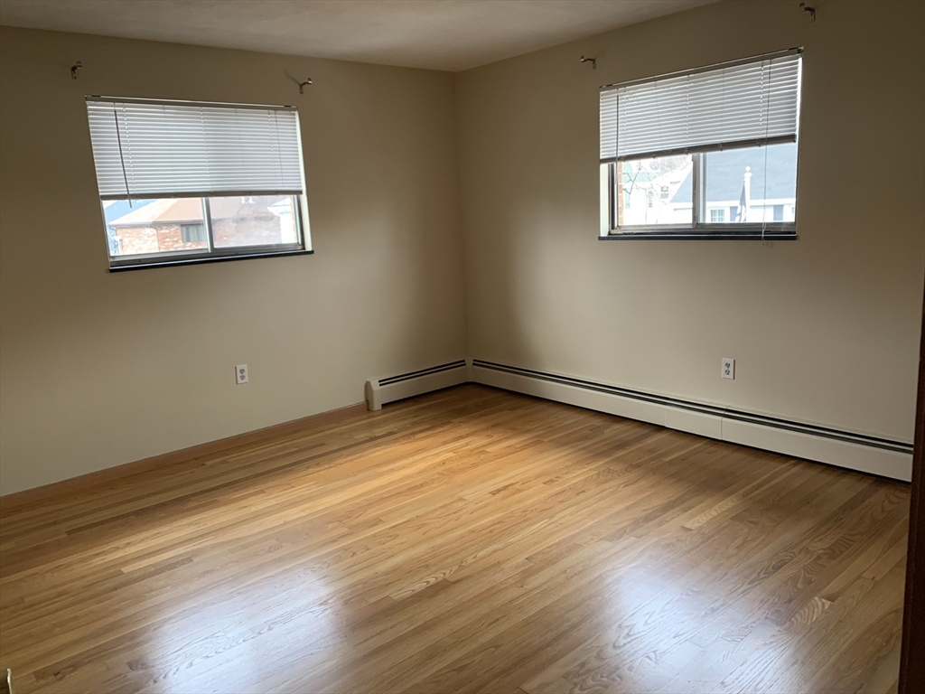 1 bed, 1 bath apartment for rent at 220 School St Unit 9, Waltham — photo 6 of 10
