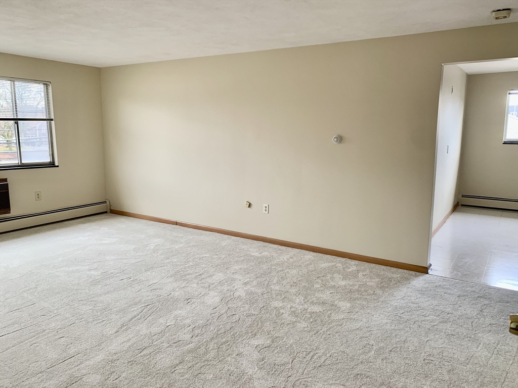 1 bed, 1 bath apartment for rent at 220 School St Unit 9, Waltham — photo 7 of 10