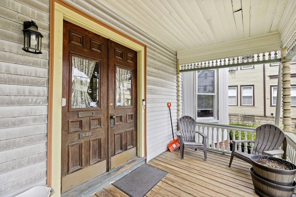 3 bed, 1 bath apartment for rent at 220 School Unit 2, Somerville — photo 13 of 15