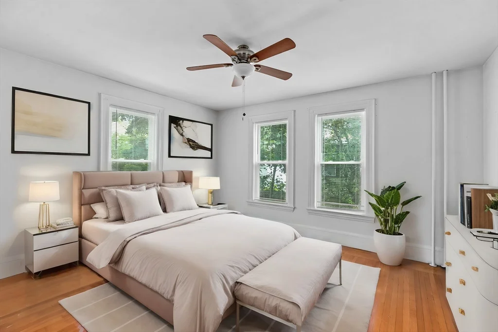 3 bed, 1 bath apartment for rent at 220 School Unit 2, Somerville — photo 3 of 15