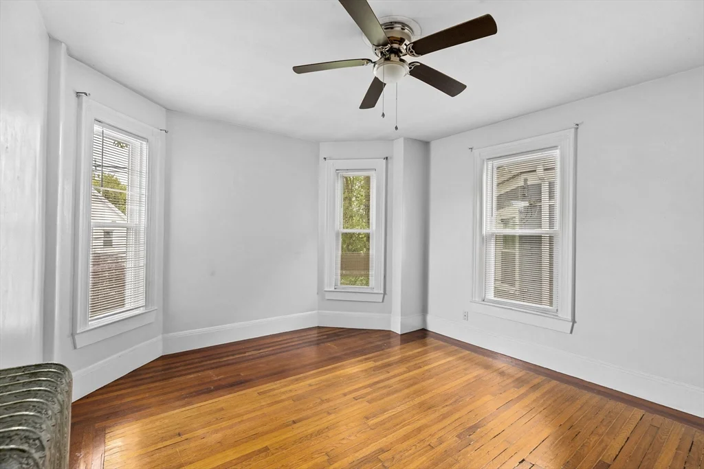 3 bed, 1 bath apartment for rent at 220 School Unit 2, Somerville — photo 6 of 15