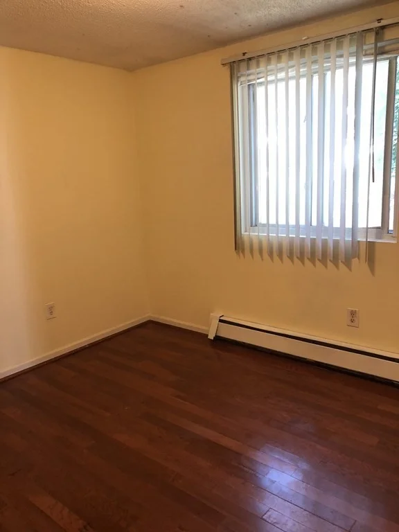 2 bed, 1 bath apartment for rent at 220 Smith St Unit 12, Lowell — photo 11 of 19