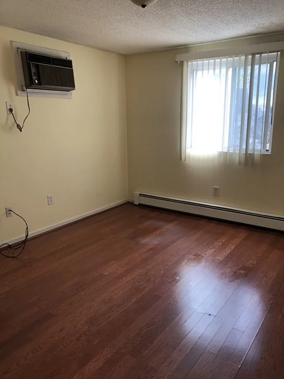 2 bed, 1 bath apartment for rent at 220 Smith St Unit 12, Lowell — photo 13 of 19