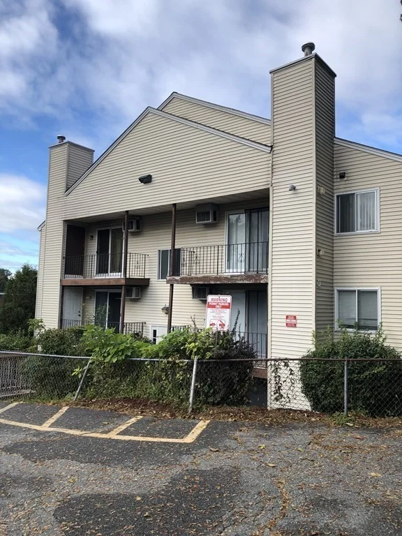 2 bed, 1 bath apartment for rent at 220 Smith St Unit 12, Lowell — photo 16 of 19