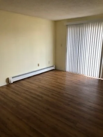 2 bed, 1 bath apartment for rent at 220 Smith St Unit 8, Lowell — photo 6 of 11