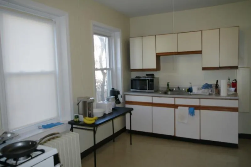 2 bed, 1 bath apartment for rent at 220 South St Unit 1, Jamaica Plain — photo 5 of 23