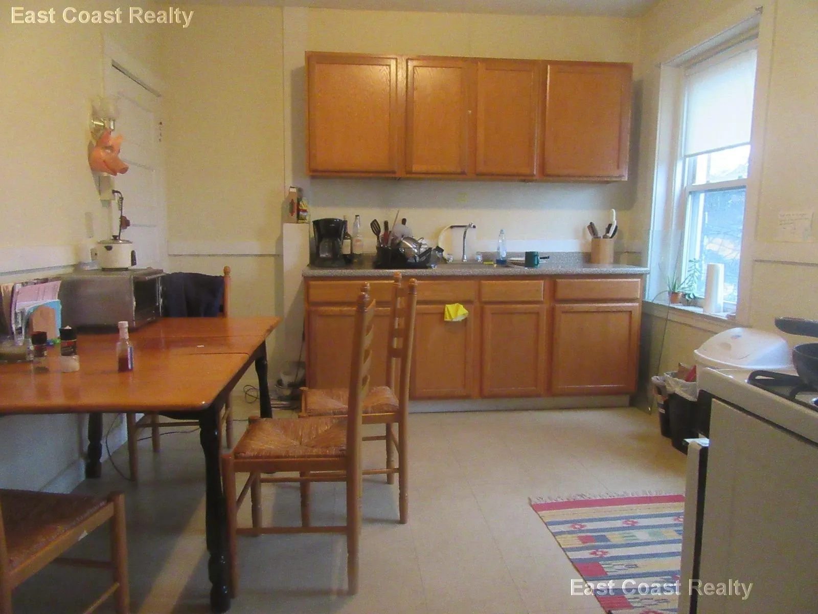 3 bed, 1 bath apartment for rent at 220 South St Unit 6, Jamaica Plain — photo 1 of 28
