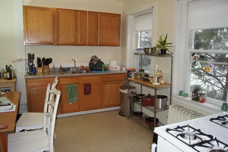 3 bed, 1 bath apartment for rent at 220 South St Unit 6, Jamaica Plain — photo 17 of 28