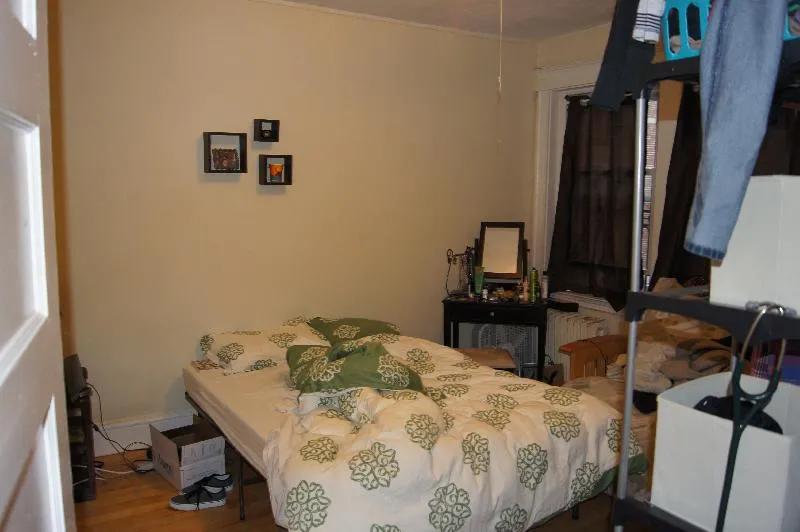 3 bed, 1 bath apartment for rent at 220 South St Unit 6, Jamaica Plain — photo 24 of 28