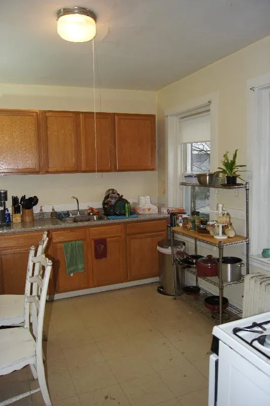 3 bed, 1 bath apartment for rent at 220 South St Unit 6, Jamaica Plain — photo 22 of 28