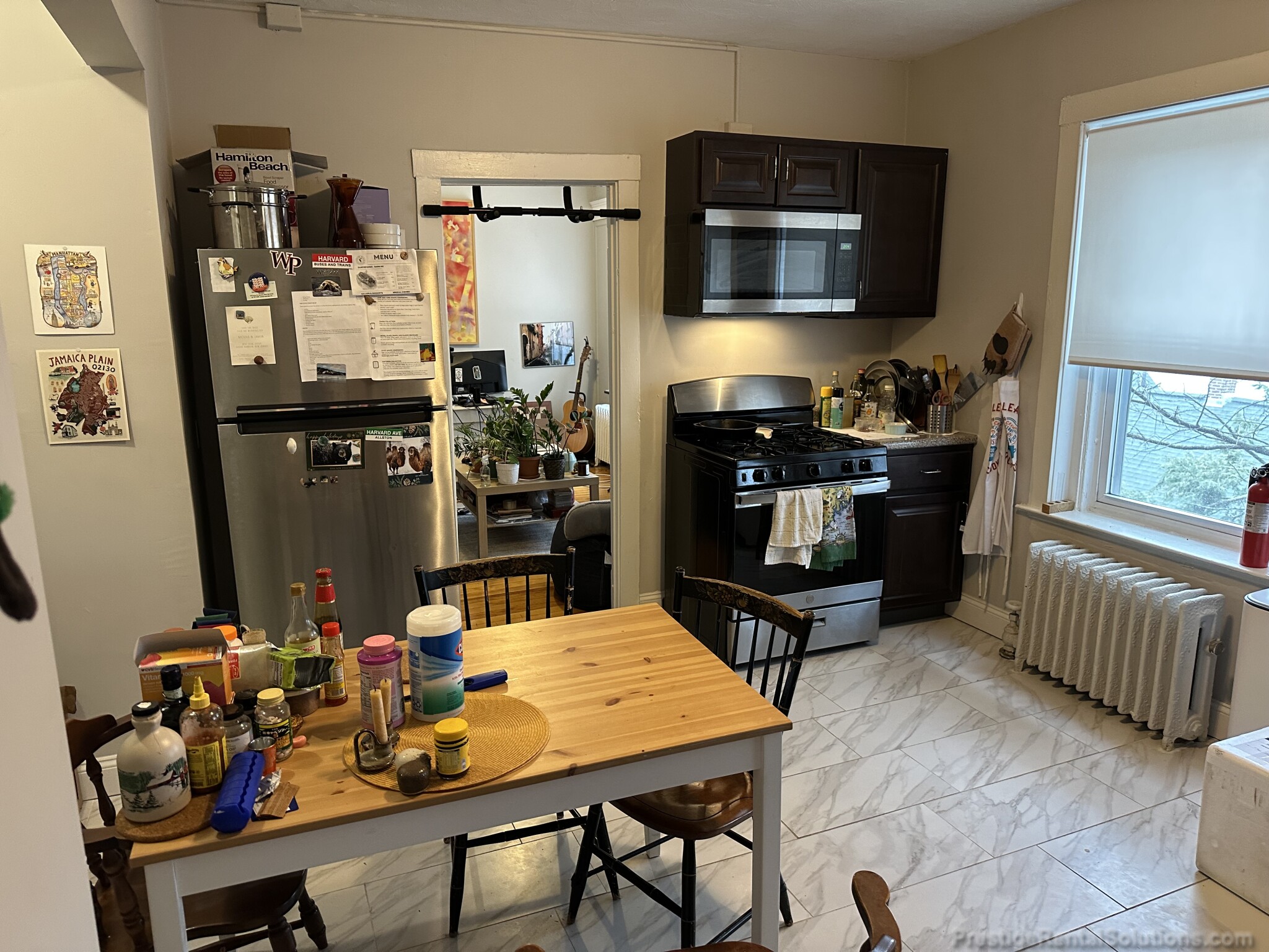 3 bed, 1 bath apartment for rent at 220 South St Unit 7, Jamaica Plain — photo 3 of 20