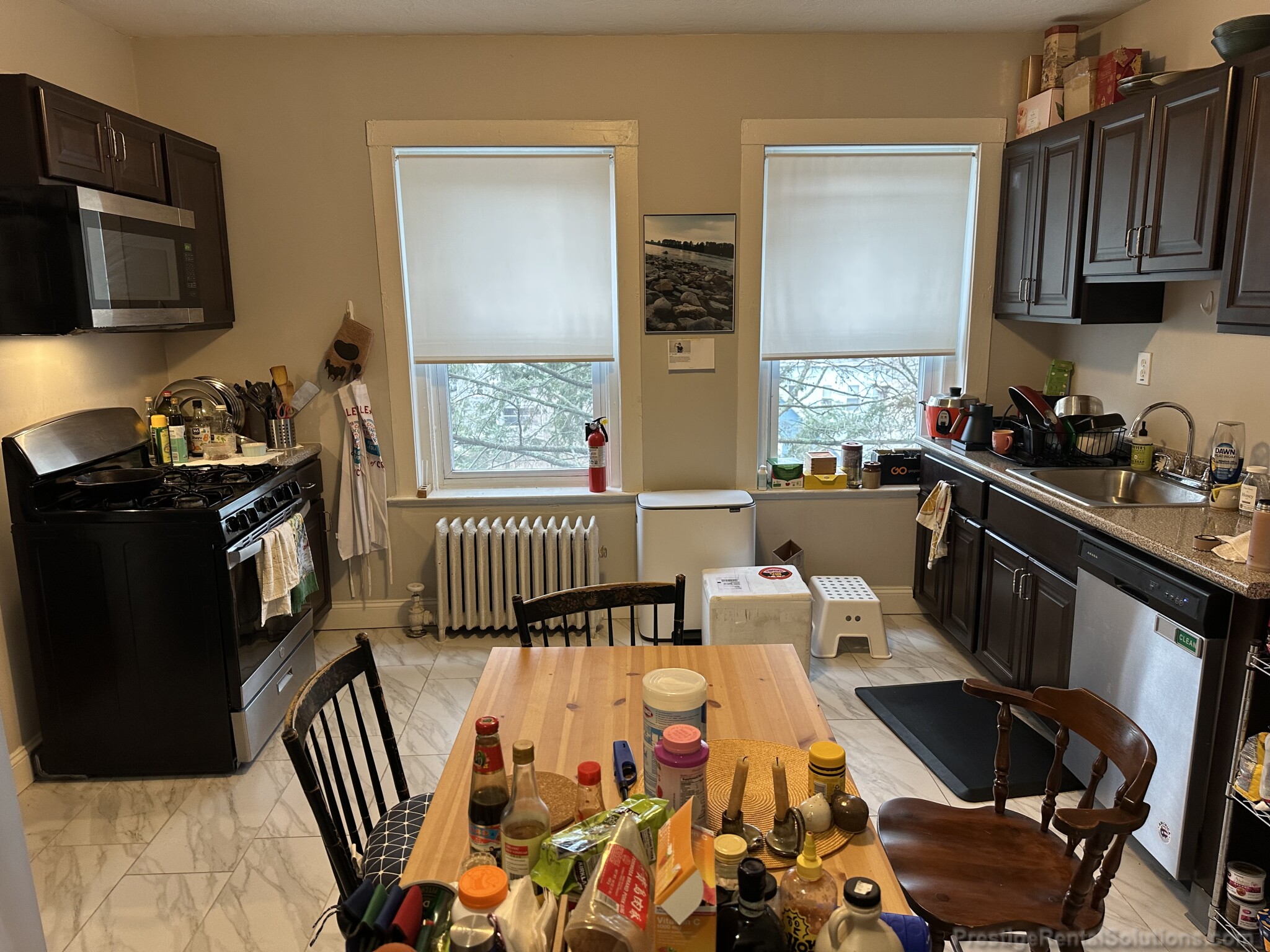 3 bed, 1 bath apartment for rent at 220 South St Unit 7, Jamaica Plain — photo 1 of 20