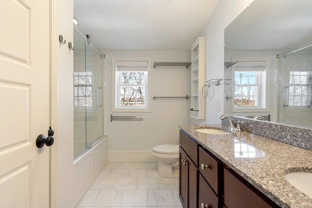 3 bed, 2 bath apartment for rent at 220 White St Unit 220, Belmont — photo 17 of 24