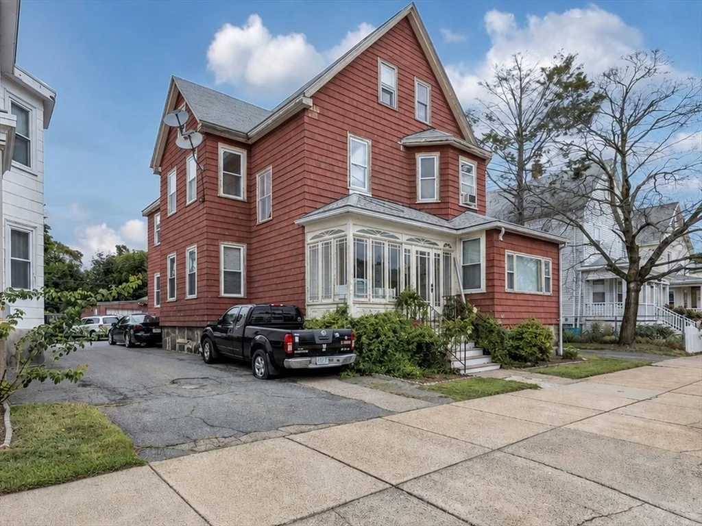 2 bed, 1 bath apartment for rent at 221 Belgrade Ave Unit 2, Roslindale — photo 18 of 20