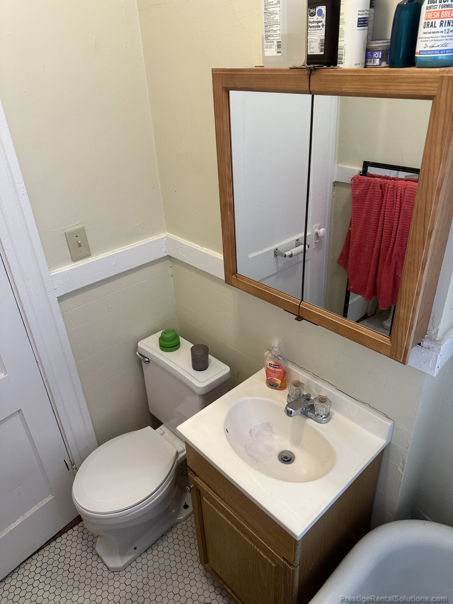Studio bed, 1 bath apartment for rent at 221 Kelton St Unit 16, Brighton — photo 9 of 13