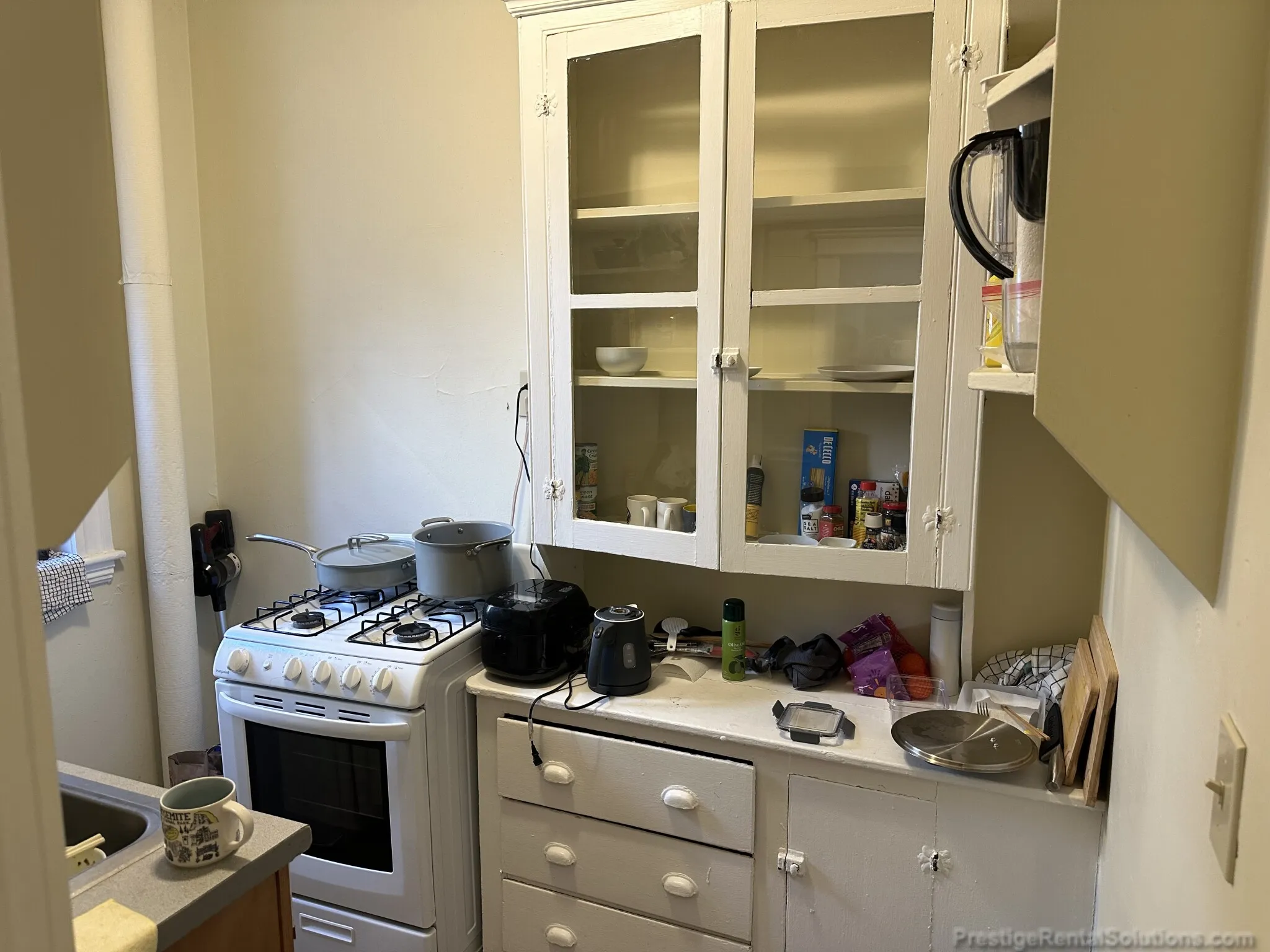 Studio bed, 1 bath apartment for rent at 221 Kelton St Unit 3, Brighton — photo 5 of 12
