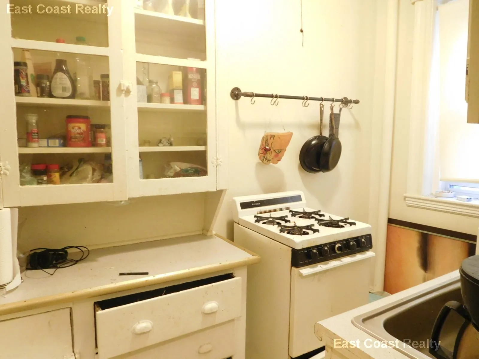 Studio bed, 1 bath apartment for rent at 221 Kelton St Unit 4, Brighton — photo 2 of 7