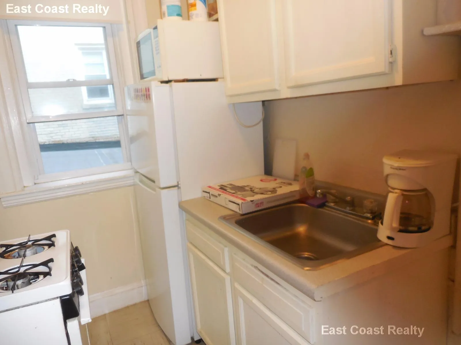 Studio bed, 1 bath apartment for rent at 221 Kelton St Unit 4, Brighton — photo 5 of 7