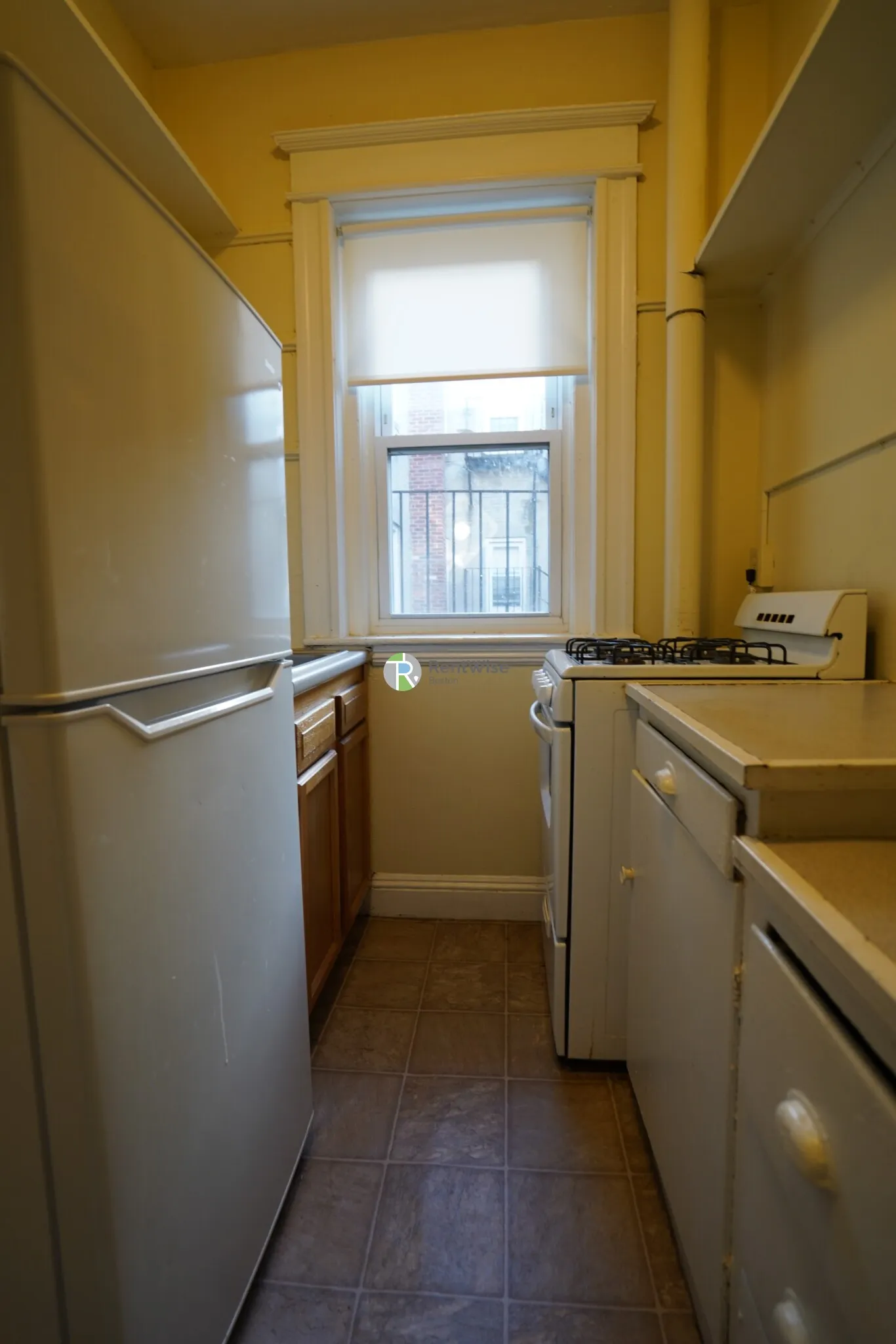 1 bed, 1 bath apartment for rent at 221 Kelton St Unit 7, Brighton — photo 9 of 11