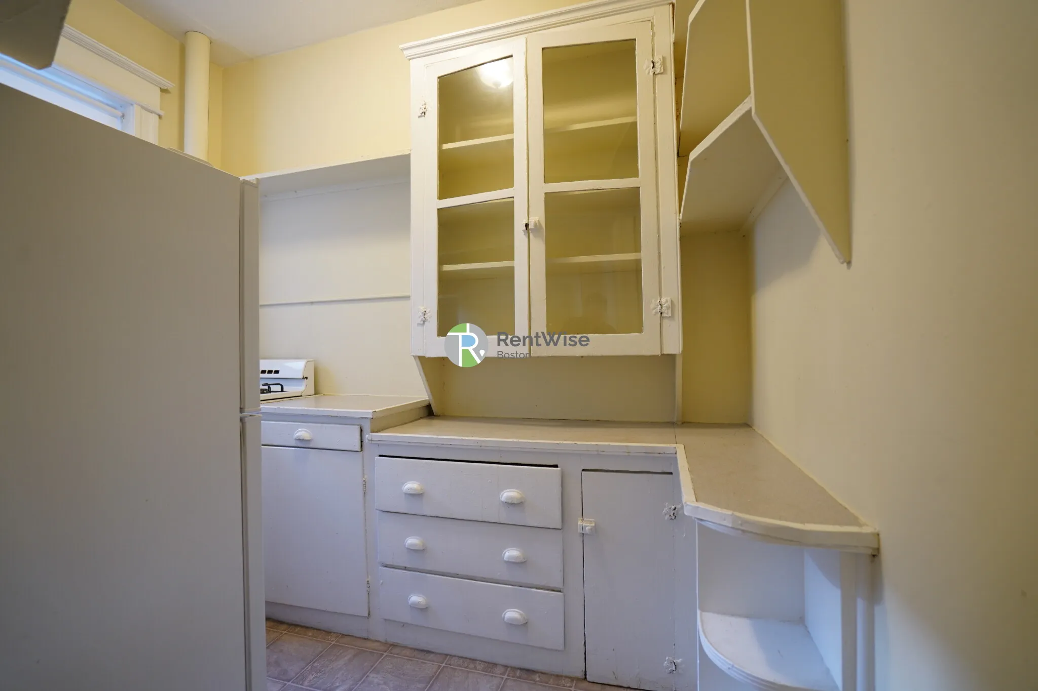 1 bed, 1 bath apartment for rent at 221 Kelton St Unit 7, Brighton — photo 8 of 11
