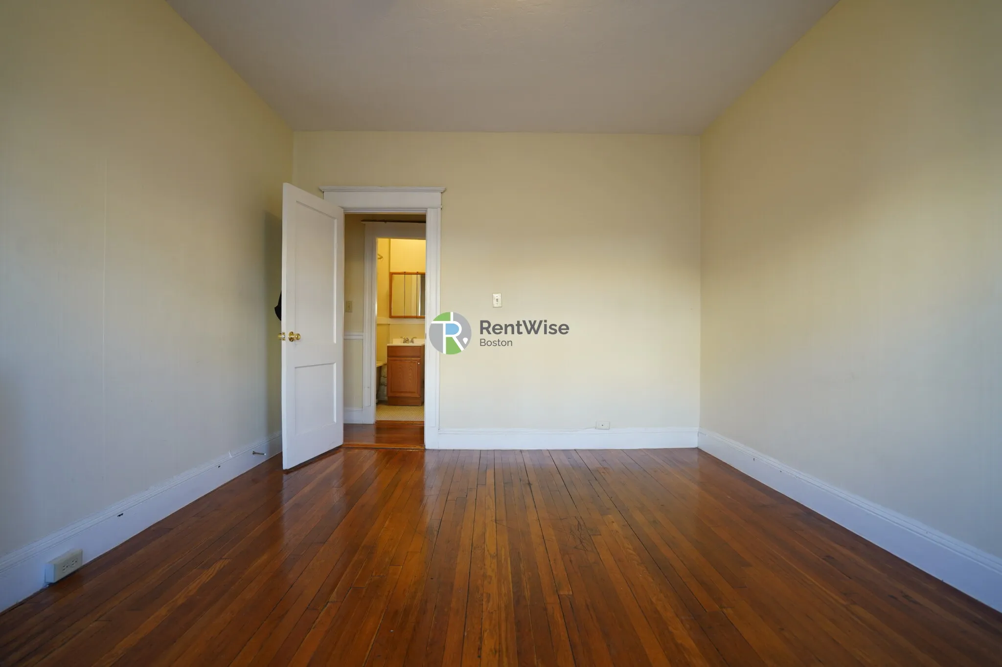 1 bed, 1 bath apartment for rent at 221 Kelton St Unit 7, Brighton — photo 7 of 11