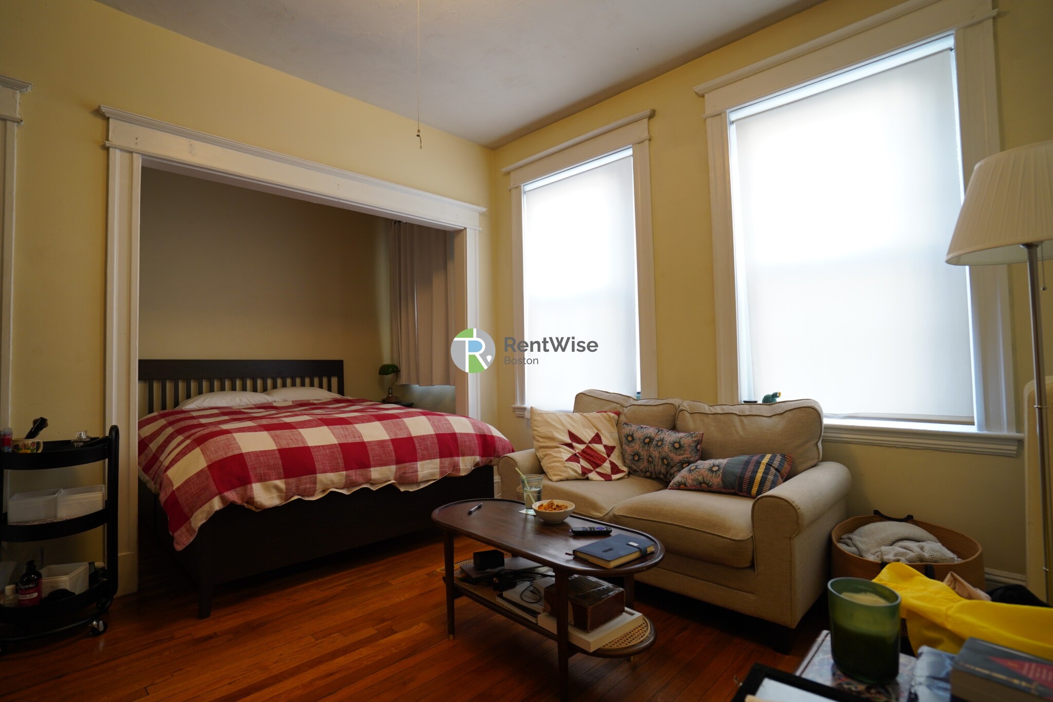 Studio bed, 1 bath apartment for rent at 221 Kelton St Unit 9, Brighton — photo 2 of 10