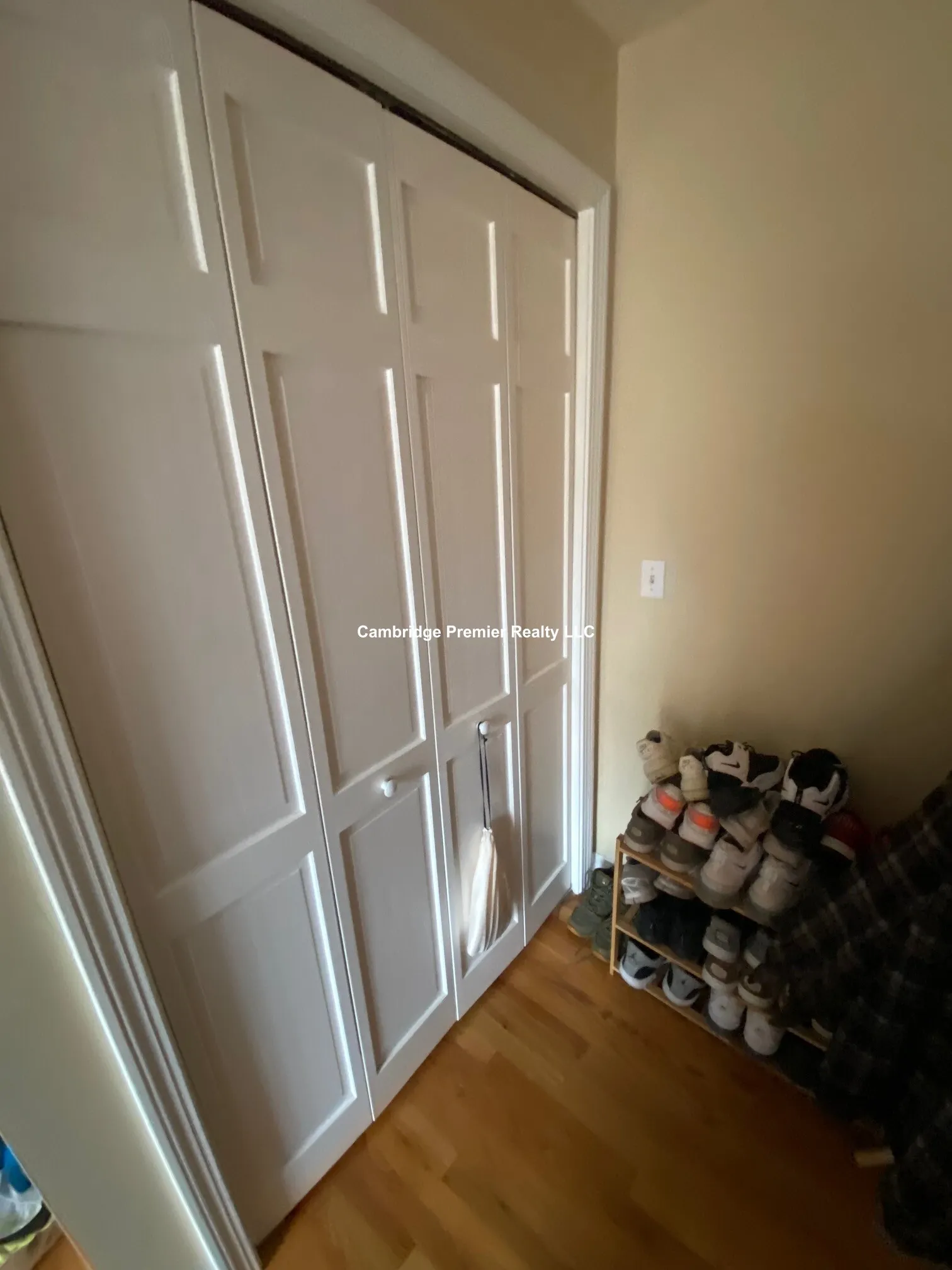 2 bed, 1.5 bath apartment for rent at 221 Salem St Unit 1, Medford — photo 16 of 19