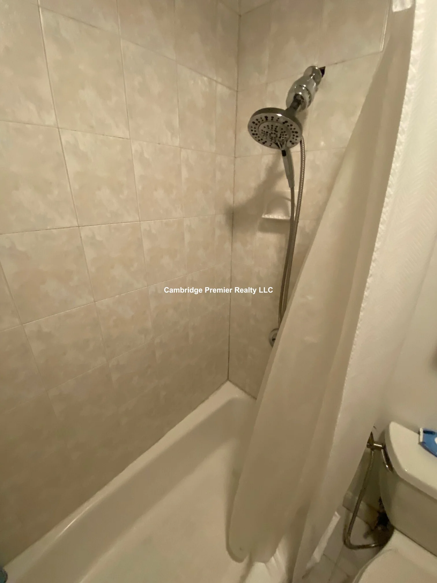 2 bed, 1.5 bath apartment for rent at 221 Salem St Unit 1, Medford — photo 18 of 19