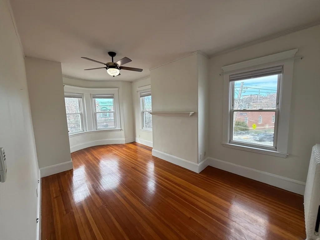 2 bed, 1 bath apartment for rent at 221 Shurtleff St Unit 6, Chelsea — photo 6 of 19