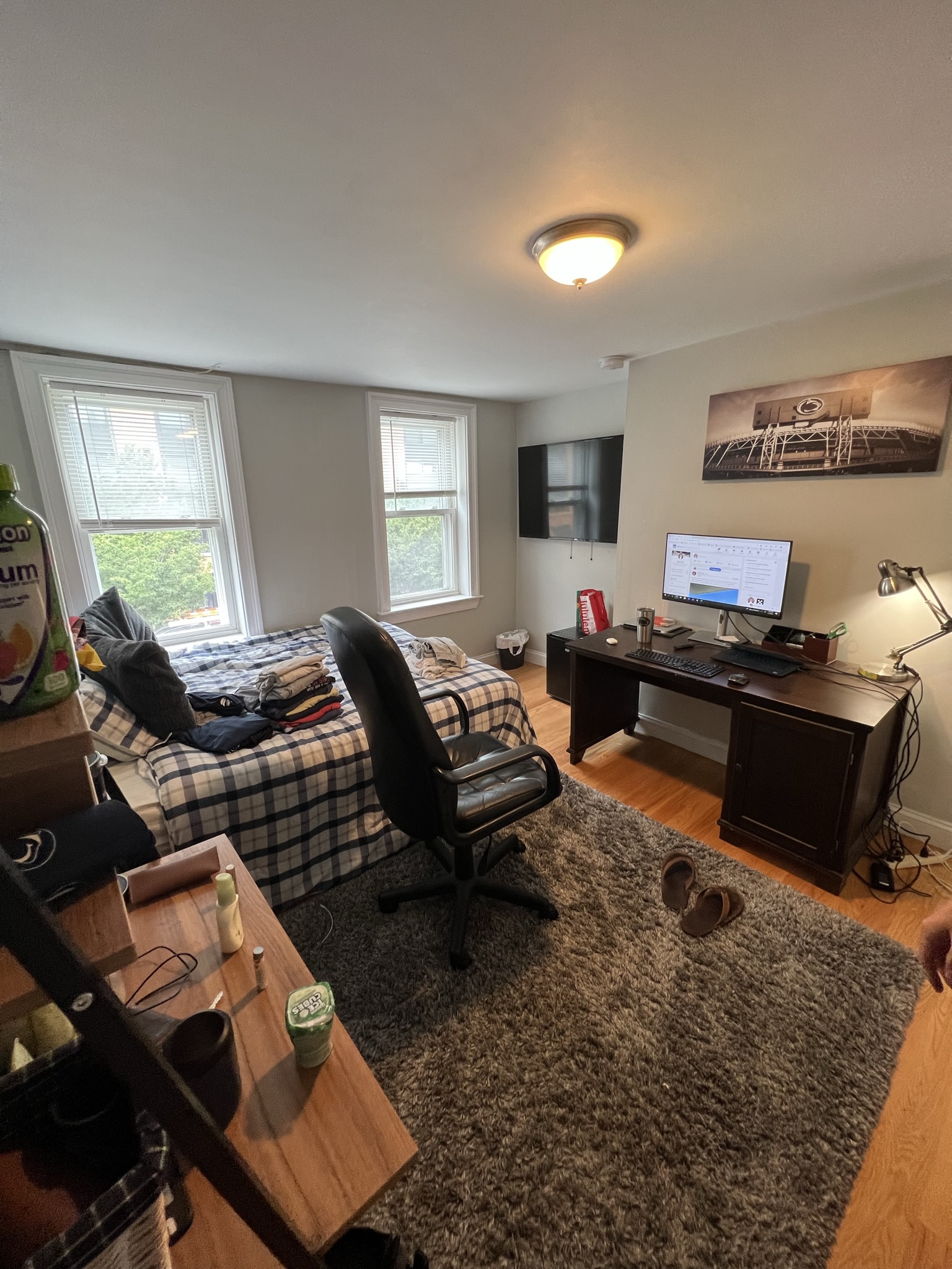 4 bed, 3 bath apartment for rent at 221 West 2nd St Unit 221, South Boston — photo 14 of 20