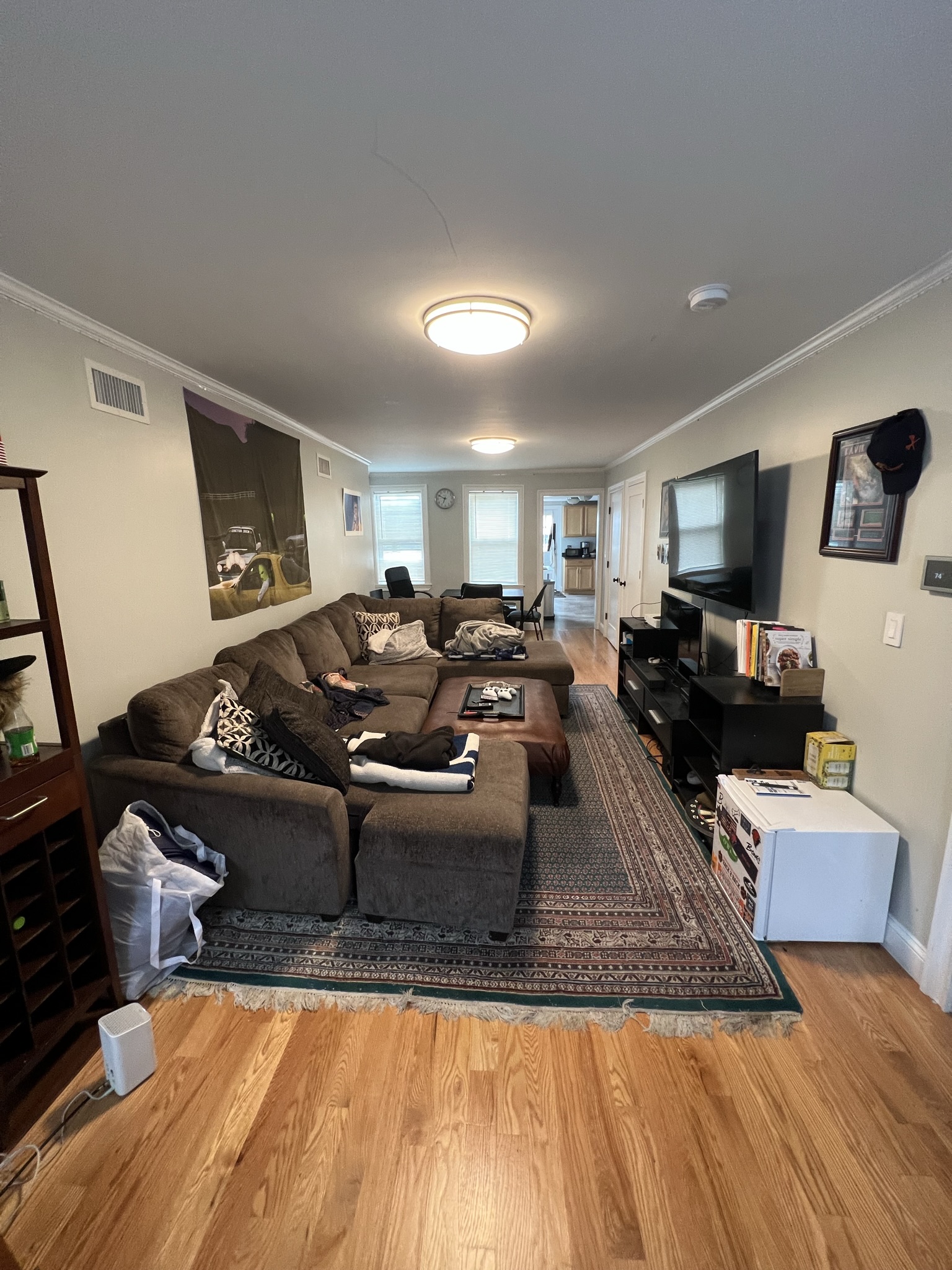 4 bed, 3 bath apartment for rent at 221 West 2nd St Unit 221, South Boston