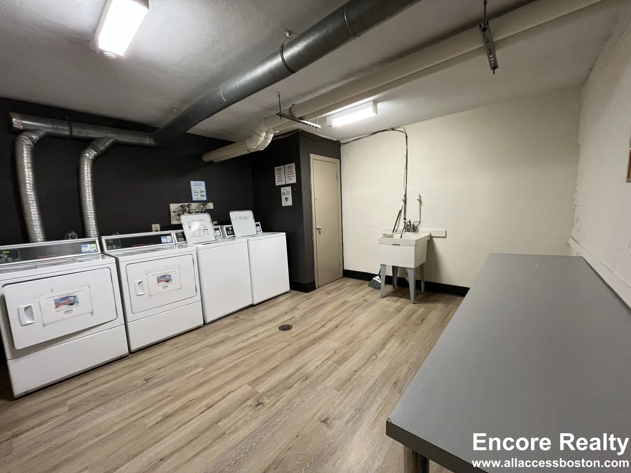 1 bed, 1 bath apartment for rent at 222 Babcock St Unit 1D, North Brookline — photo 5 of 11