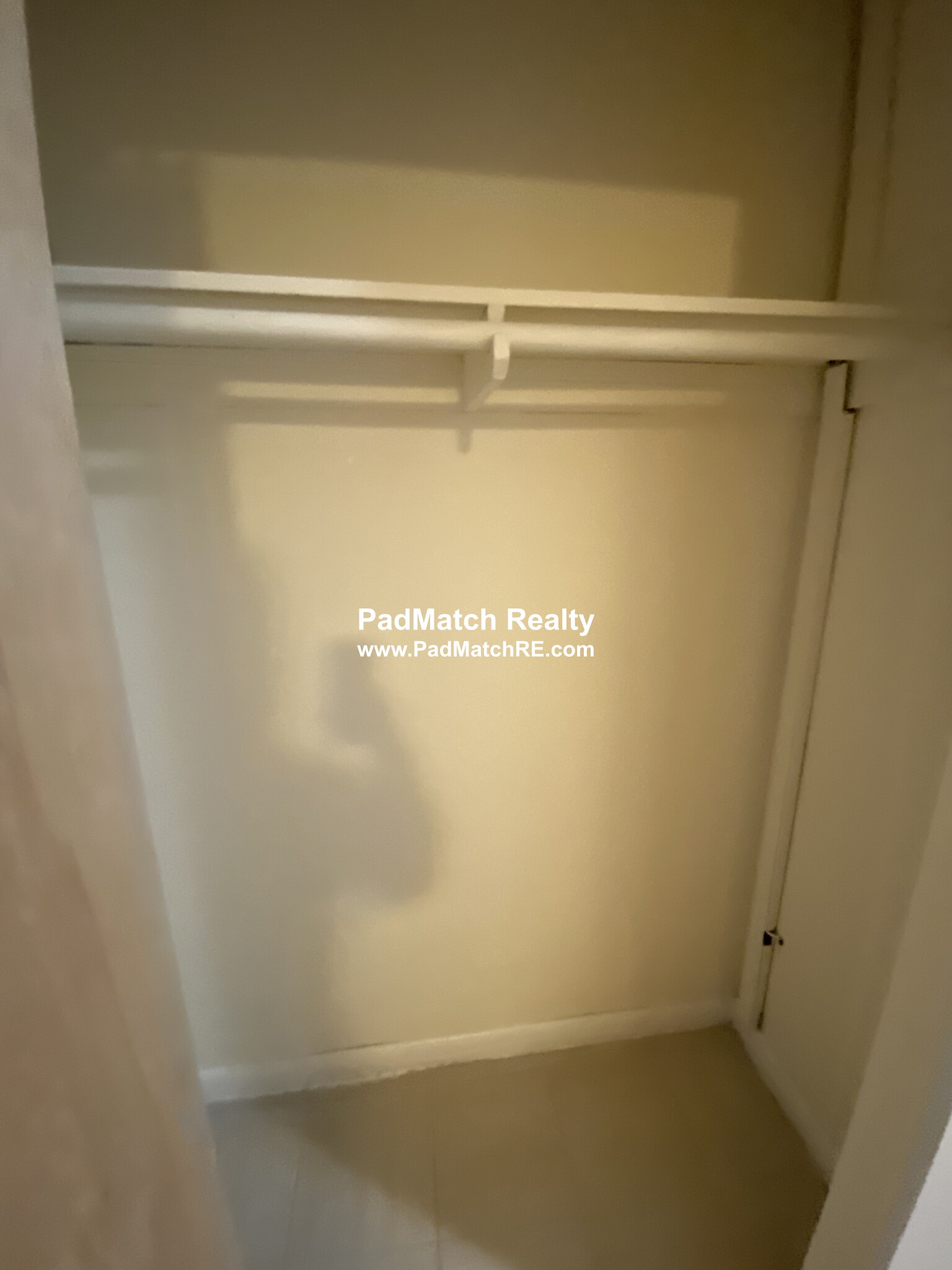 Studio bed, 1 bath apartment for rent at 222 Babcock St Unit 1G, North Brookline — photo 4 of 15