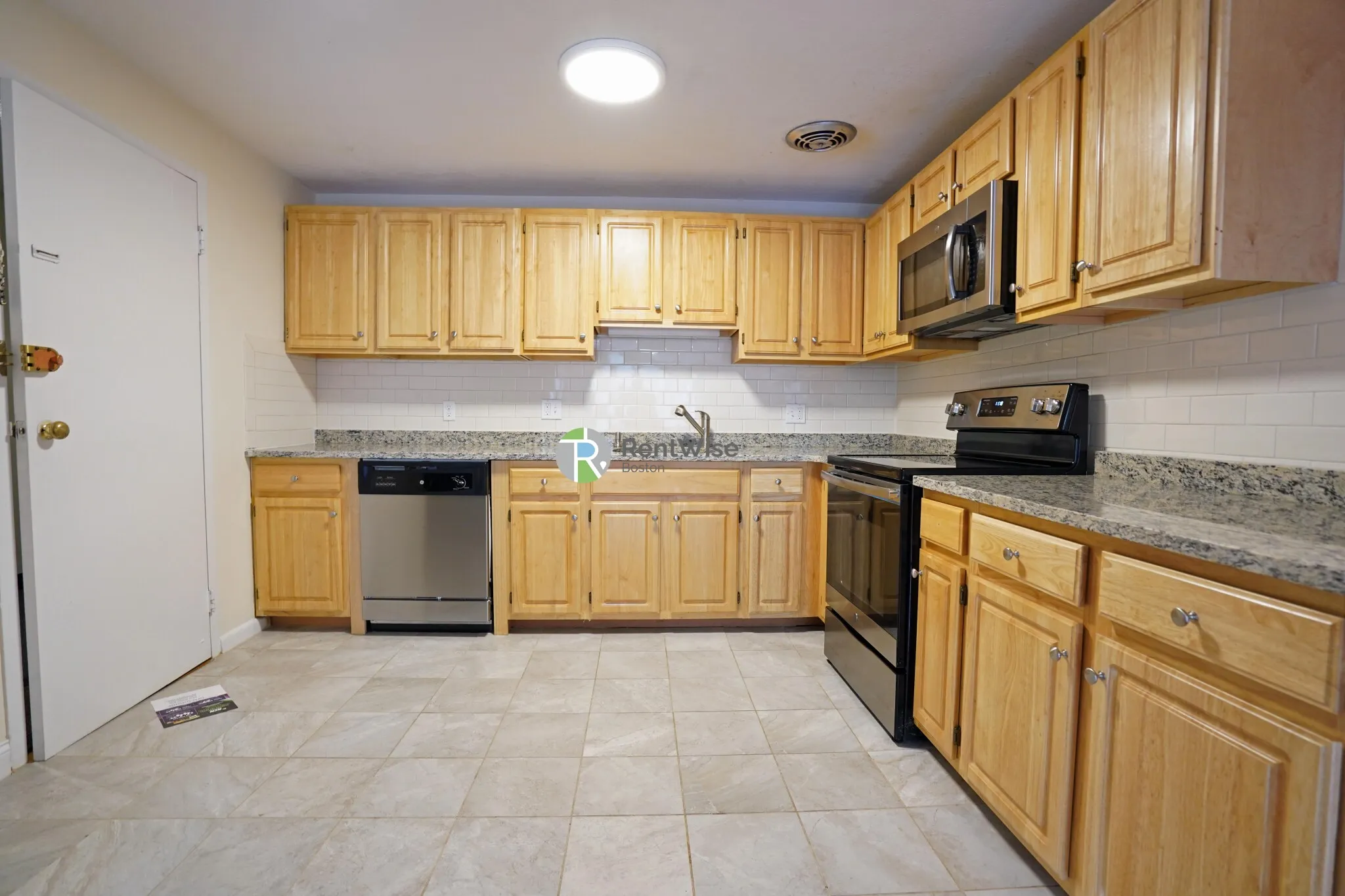 2 bed, 1 bath apartment for rent at 222 Babcock St Unit 3A, North Brookline — photo 5 of 18