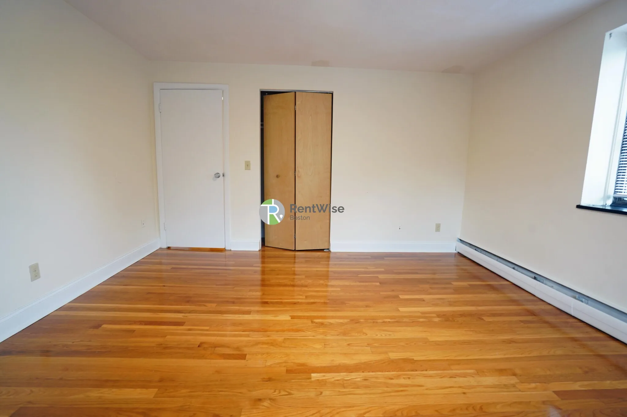 2 bed, 1 bath apartment for rent at 222 Babcock St Unit 3A, North Brookline — photo 4 of 18