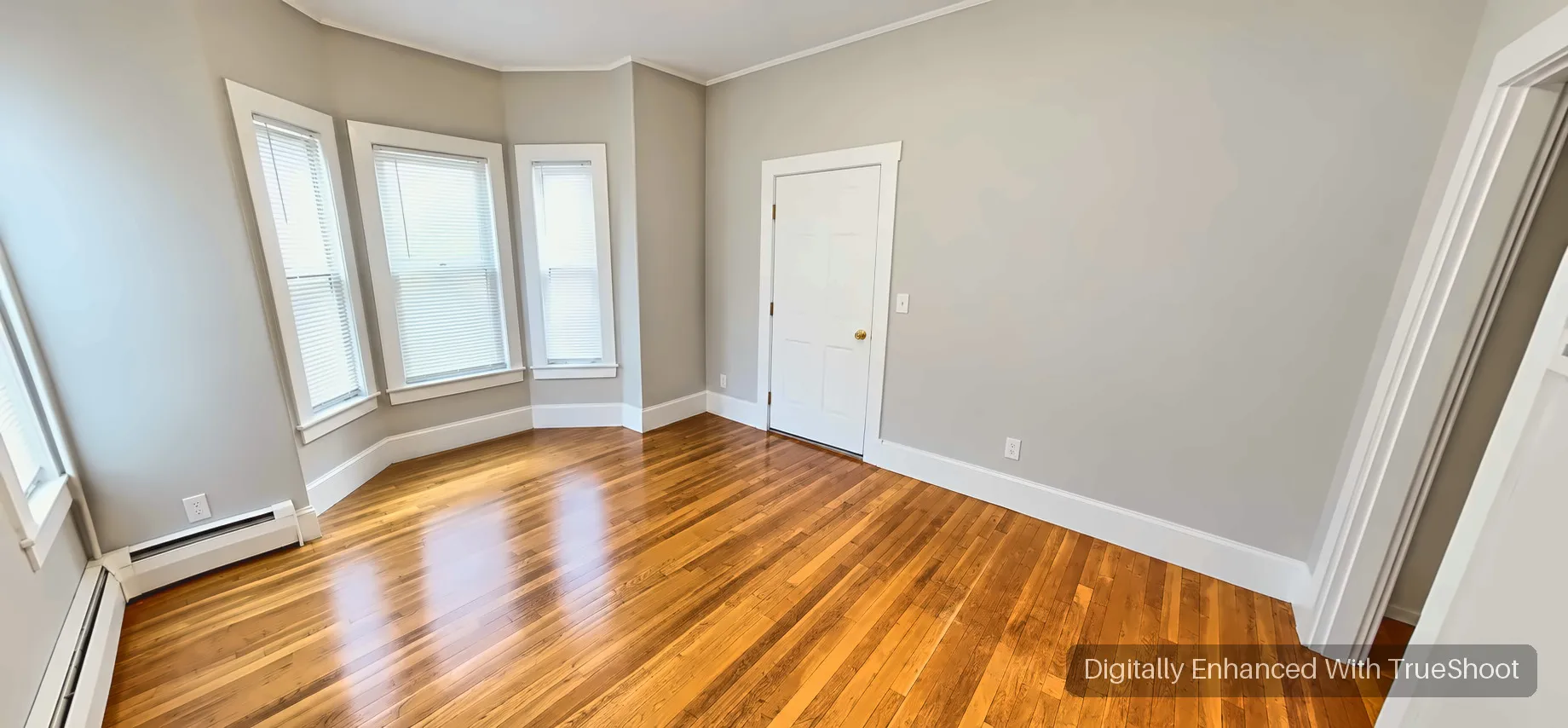 Studio bed, 1 bath apartment for rent at 222 Banks St Unit 3, Riverside